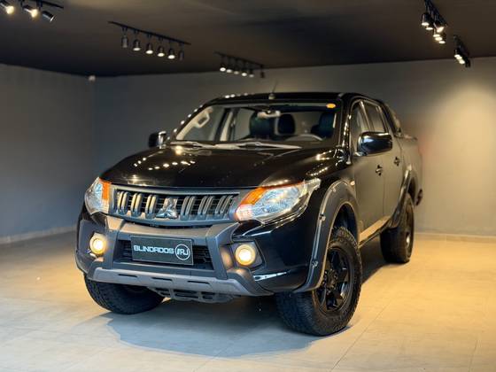 MITSUBISHI L200 TRITON 2.4 16V TURBO DIESEL SPORT GLX OUTDOOR CD 4P 4X4 MANUAL